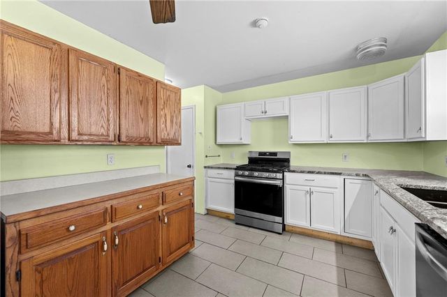 622 W Nickell Avenue, Independence, MO 64050