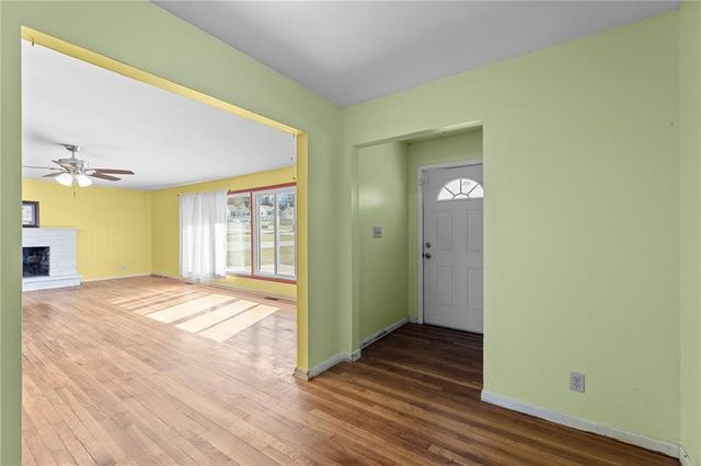 622 W Nickell Avenue, Independence, MO 64050