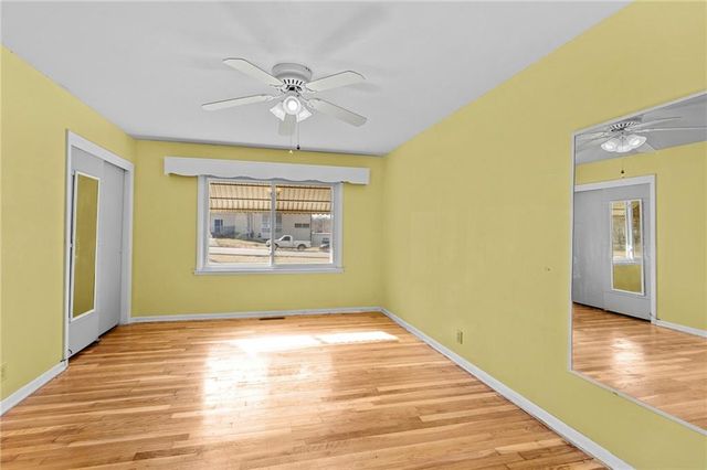 622 W Nickell Avenue, Independence, MO 64050