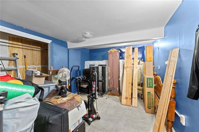 622 W Nickell Avenue, Independence, MO 64050