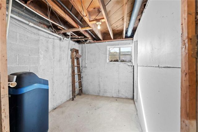 622 W Nickell Avenue, Independence, MO 64050