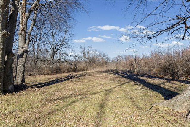 622 W Nickell Avenue, Independence, MO 64050