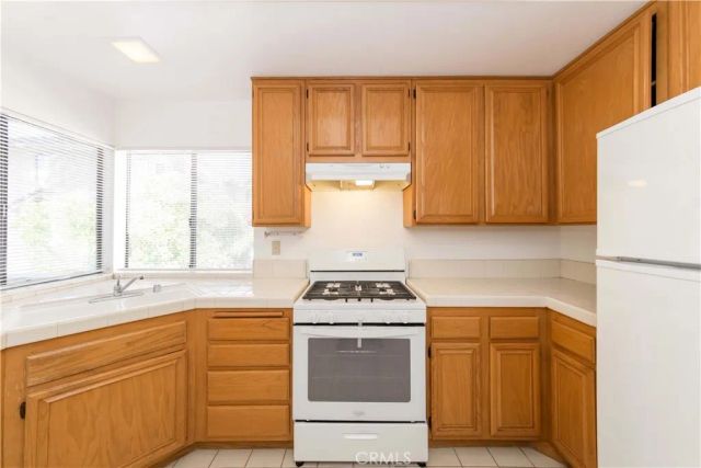 2577 Plaza Del Amo 737, Torrance, CA 90503