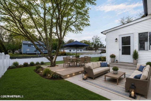 684 Brookside Drive, Toms River, NJ 08753