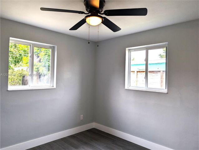 2721 NW 25th Street, Fort Lauderdale, FL 33311