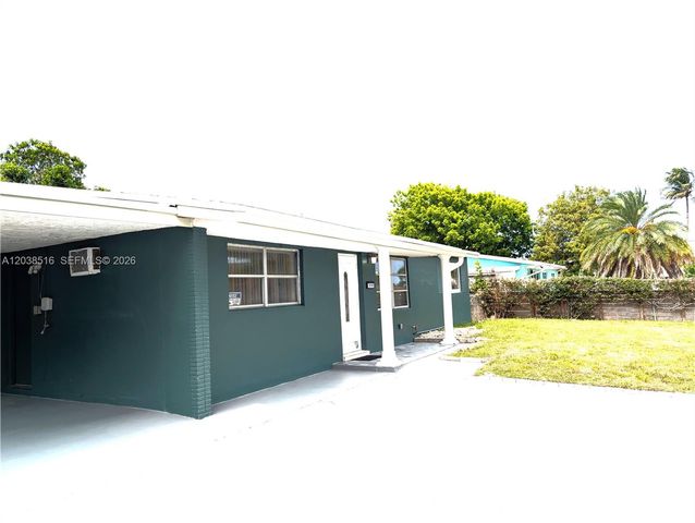 2721 NW 25th Street, Fort Lauderdale, FL 33311