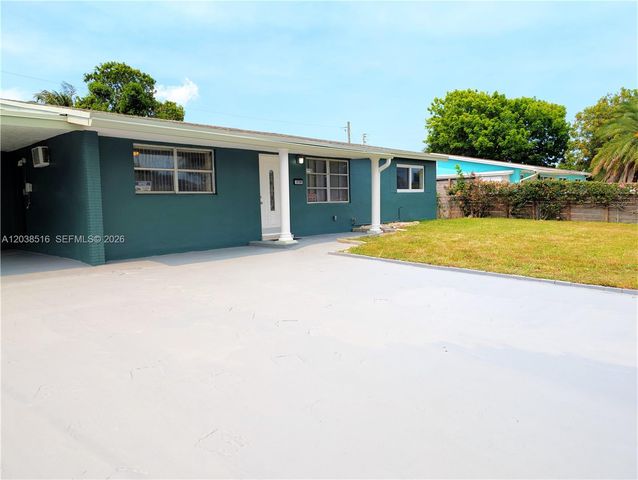 2721 NW 25th Street, Fort Lauderdale, FL 33311