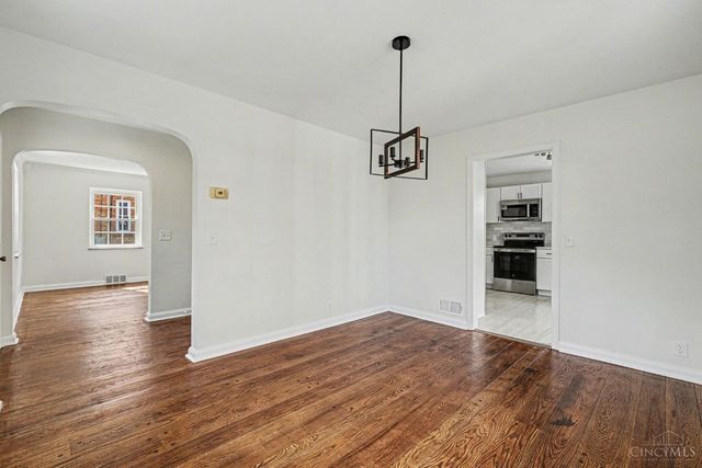 1137 Covedale Avenue, Cincinnati, OH 45238