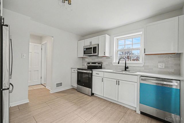 1137 Covedale Avenue, Cincinnati, OH 45238