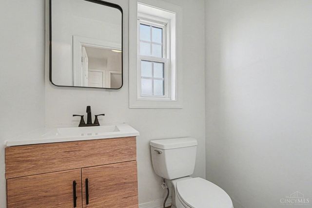 1137 Covedale Avenue, Cincinnati, OH 45238