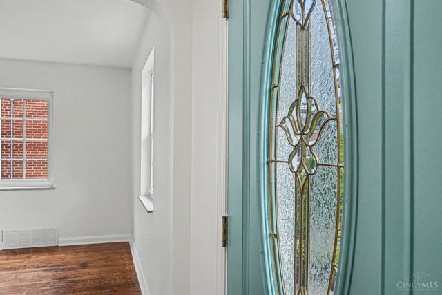 1137 Covedale Avenue, Cincinnati, OH 45238