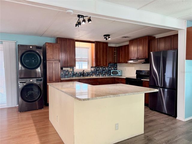 9790 66TH STREET N 100, Pinellas Park, FL 33782