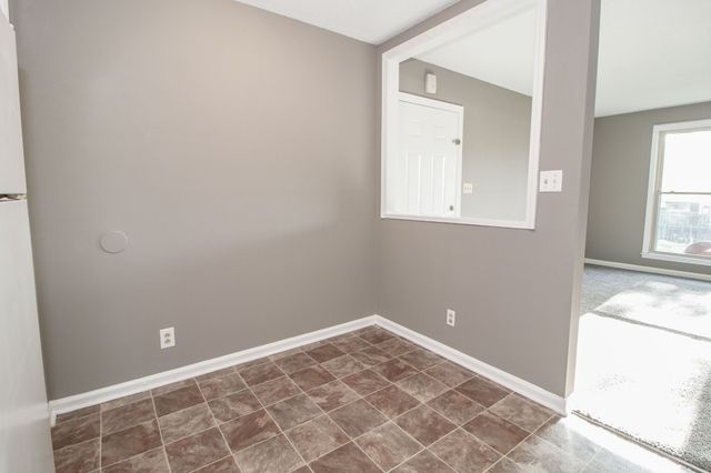 807 Golfview Pl Apt C, Clarksville, TN 37043