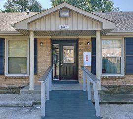 807 Golfview Pl Apt C, Clarksville, TN 37043