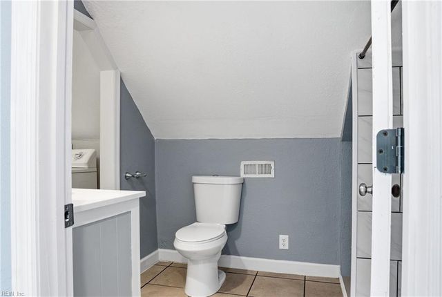 41 Harpersville RD, Newport News, VA 23601