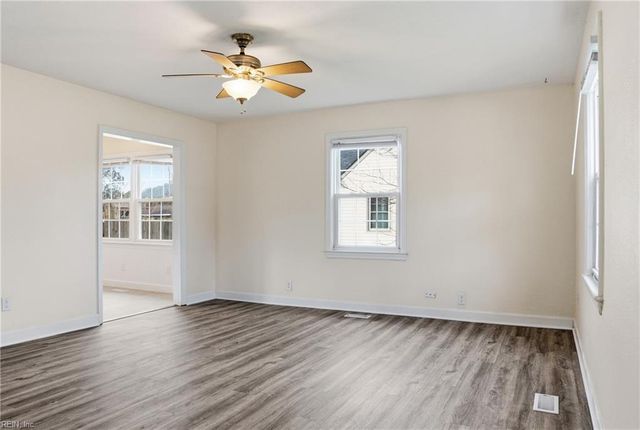 41 Harpersville RD, Newport News, VA 23601