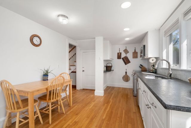 66 Randlett Park, Newton, MA 02465