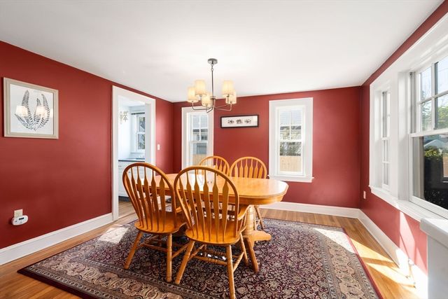 66 Randlett Park, Newton, MA 02465
