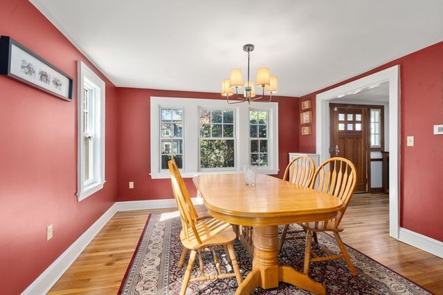 66 Randlett Park, Newton, MA 02465