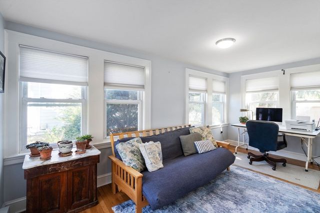 66 Randlett Park, Newton, MA 02465