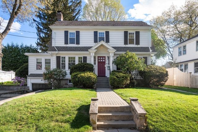 66 Randlett Park, Newton, MA 02465