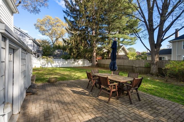 66 Randlett Park, Newton, MA 02465