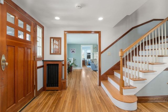 66 Randlett Park, Newton, MA 02465