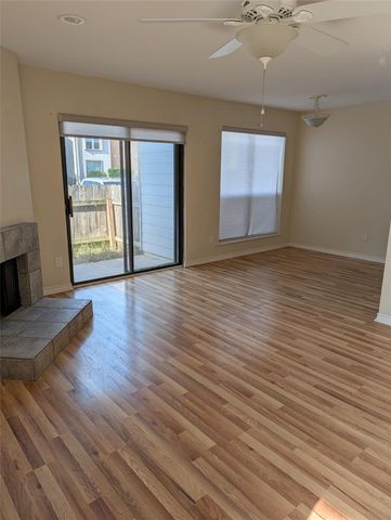 3220 69th Street F4, Galveston, TX 77551