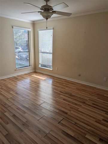 3220 69th Street F4, Galveston, TX 77551