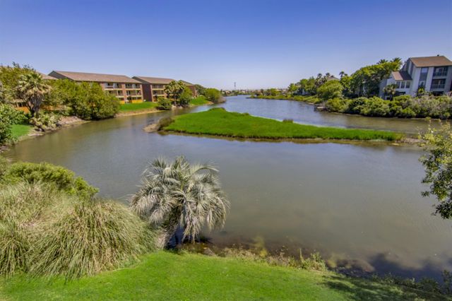 3220 69th Street F4, Galveston, TX 77551