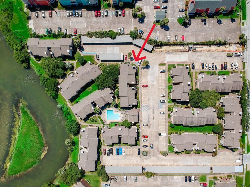 3220 69th Street F4, Galveston, TX 77551