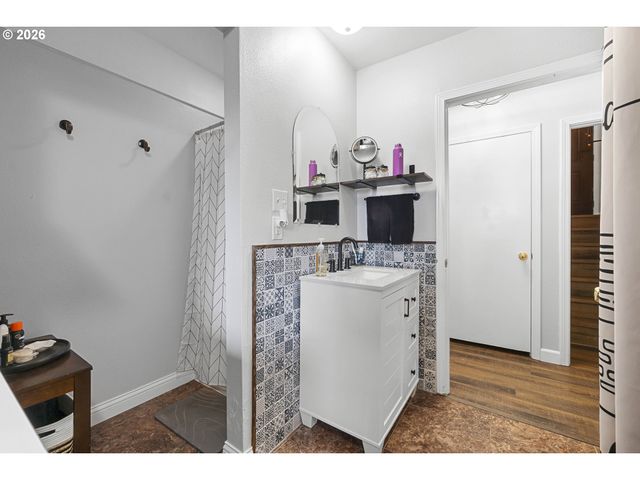 22985 Se NAOMI Ct, Damascus, OR 97089