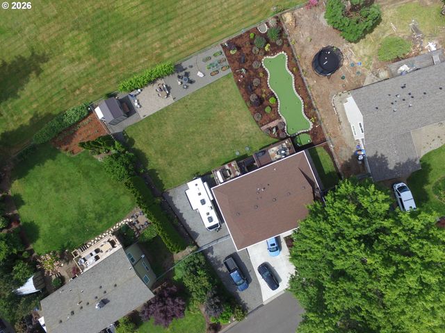 22985 Se NAOMI Ct, Damascus, OR 97089