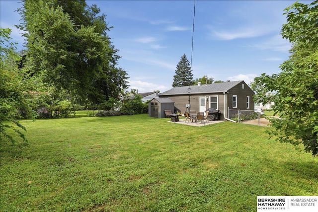 7319 S 41st Avenue, Bellevue, NE 68147