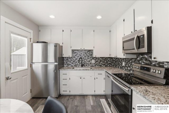 7319 S 41st Avenue, Bellevue, NE 68147
