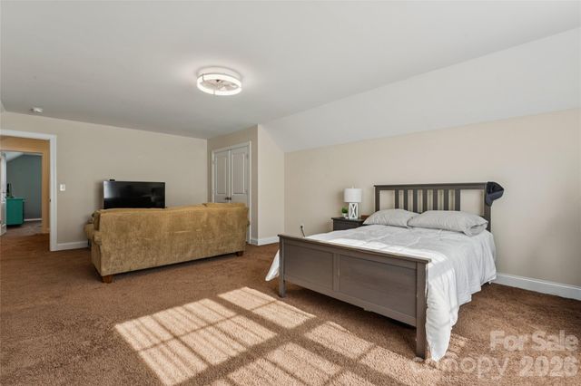 123 Tomahawk Drive, Mooresville, NC 28117