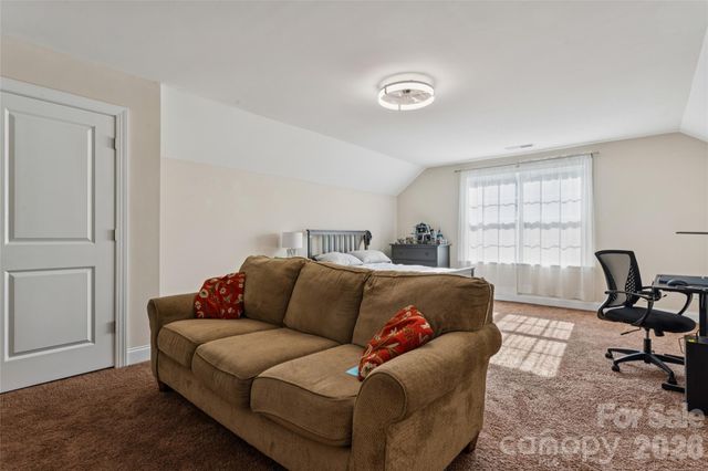 123 Tomahawk Drive, Mooresville, NC 28117