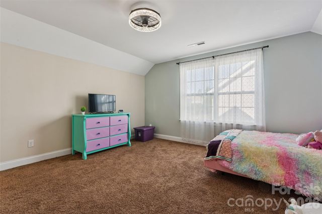 123 Tomahawk Drive, Mooresville, NC 28117