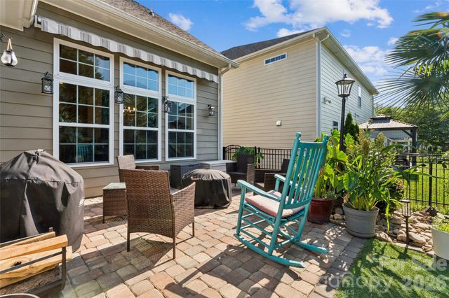 123 Tomahawk Drive, Mooresville, NC 28117