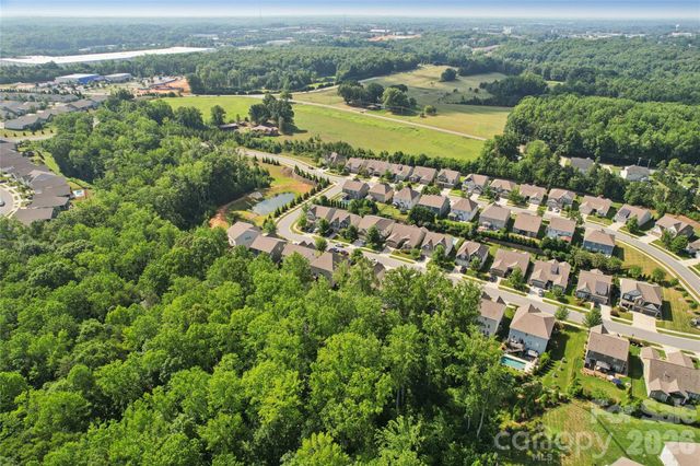 123 Tomahawk Drive, Mooresville, NC 28117