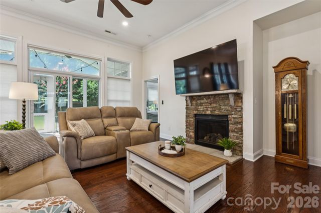 123 Tomahawk Drive, Mooresville, NC 28117