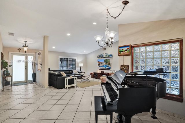 13621 SW 18th Street, Miramar, FL 33027