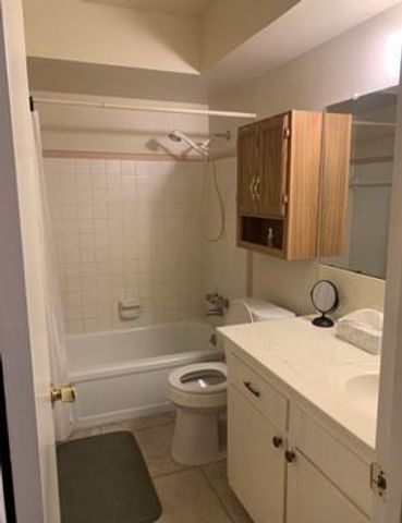 9715 Santa Monica Boulevard, Houston, TX 77089