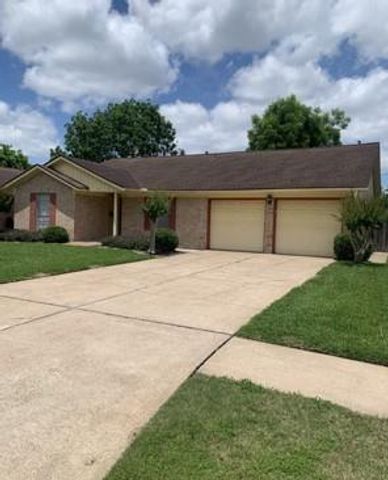 9715 Santa Monica Boulevard, Houston, TX 77089