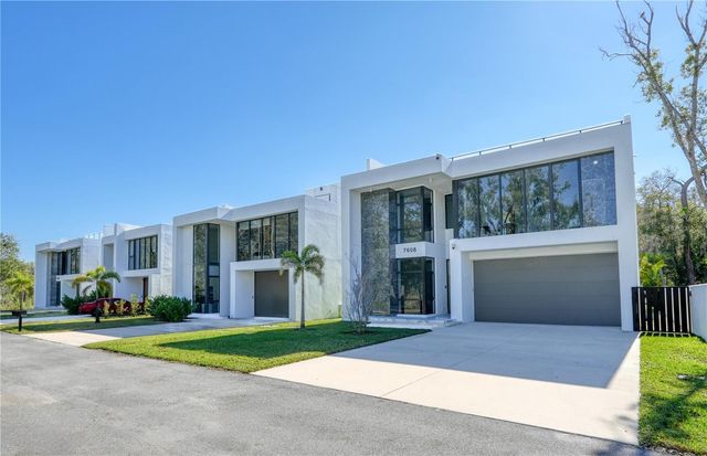 7608 ANTILLA STREET, Tampa, FL 33625