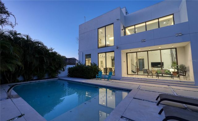 7608 ANTILLA STREET, Tampa, FL 33625