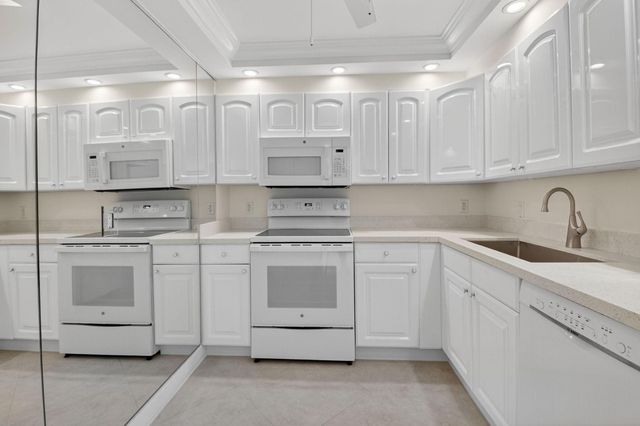 4505 S Ocean Boulevard 805, Highland Beach, FL 33487