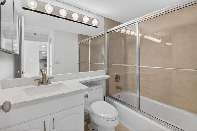 4505 S Ocean Boulevard 805, Highland Beach, FL 33487