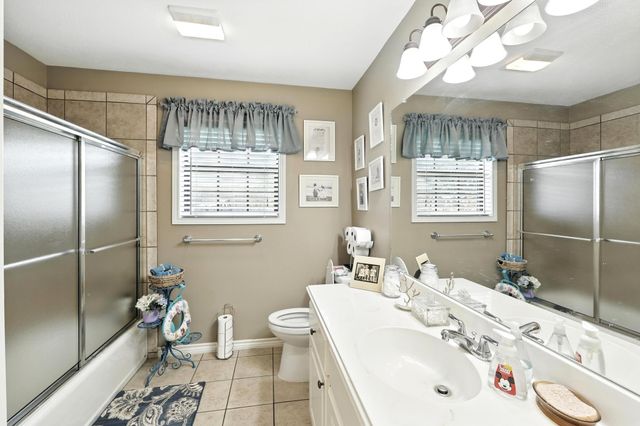 408 Aspen Bend Street, Crockett, TX 75835