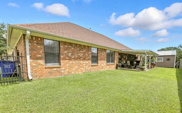 408 Aspen Bend Street, Crockett, TX 75835
